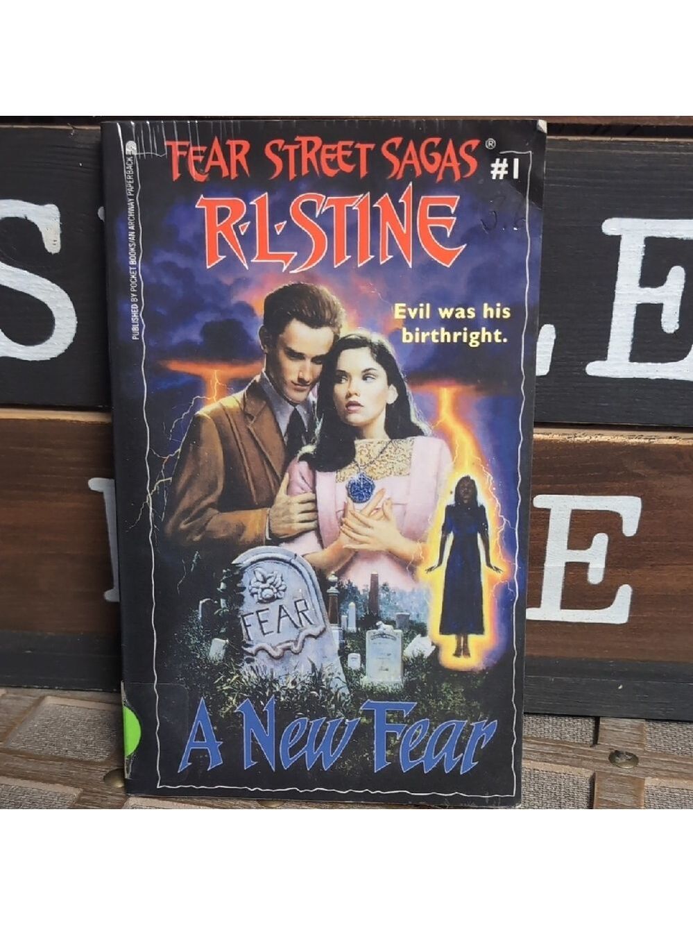 Fear Street Sagas #1: A New Fear by - R.L.STINE